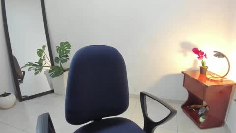 Lorena online show from 10.02.25