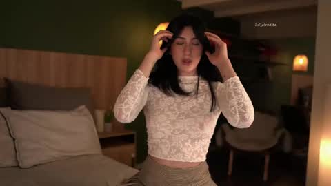 Emma online show from 11.22.25