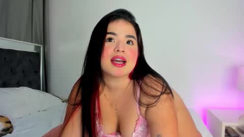 Snapshot of afrodita_grek chatting on 09.25.25 Vanessa online show from 09.25.25