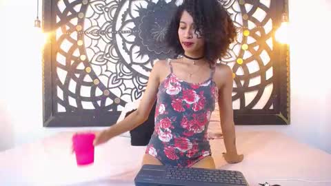 afrodita_house online show from 10.28.25