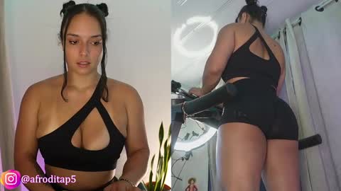 Snapshot of afrodita_p_ chatting on 02.25.25 Afrodita P  online show from 02.25.25