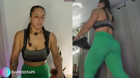 Snapshot of afrodita_p_ chatting on 09.20.25 Afrodita P  online show from 09.20.25
