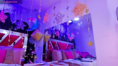 Snapshot of afroditagreenn chatting on 11.23.25 Afrodita online show from 11.23.25