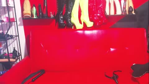 Snapshot of afroditagun666 chatting on 03.25.26 AfroditaGun666 online show from 03.25.26