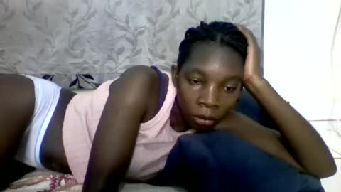 pink  and josphen online show from 02.12.25