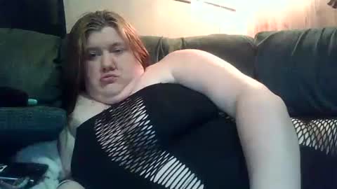 Snapshot of afterhoursangle35 chatting on 04.24.26 Babygirls353637 online show from 04.24.26