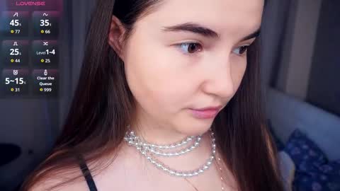 Lana  1800 - 0330 UTC   Mia 0700- 1630 UTC online show from 09.26.25