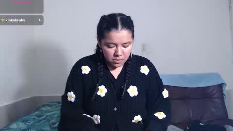 Snapshot of agata_c chatting on 12.17.25 Agatha online show from 12.17.25