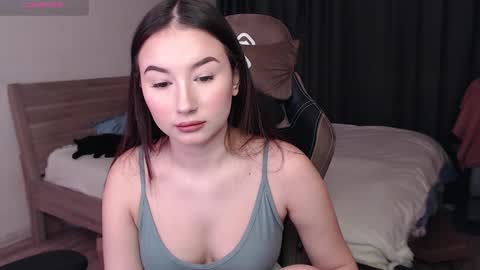 Snapshot of agata_cherry chatting on 12.18.24 Eva online show from 12.18.24