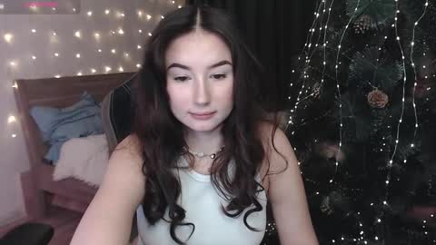 Snapshot of agata_cherry chatting on 12.25.24 Eva online show from 12.25.24