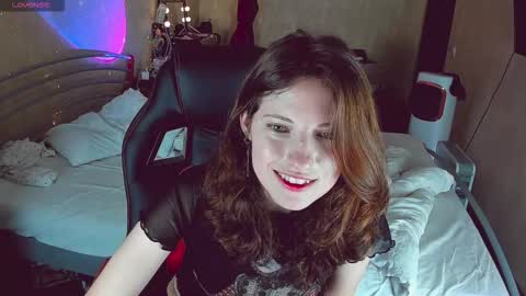 Snapshot of agata_in_wonderland chatting on 09.14.25 agata_in_wonderland online show from 09.14.25