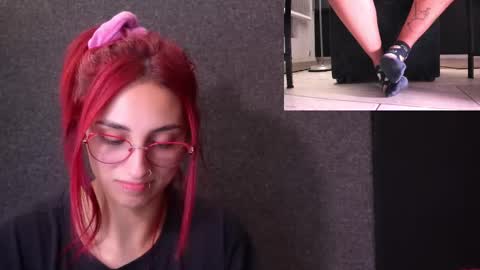 Agata Collinss online show from 12.19.25