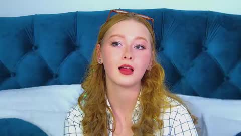 AgataFoxley online show from 11.19.25