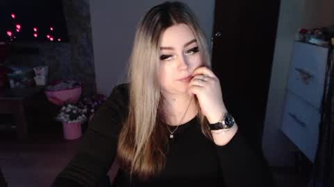 Snapshot of agatasweeti chatting on 01.17.25 Agata online show from 01.17.25