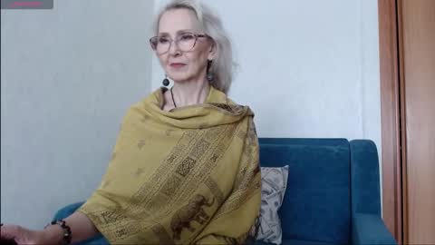 Agatha online show from 03.11.26