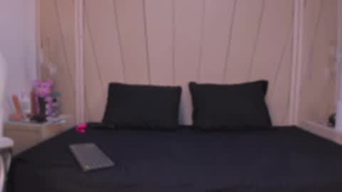 Agatha Steel online show from 11.24.25