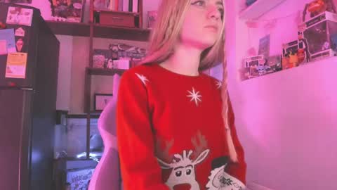 Camila     2 online show from 12.13.24