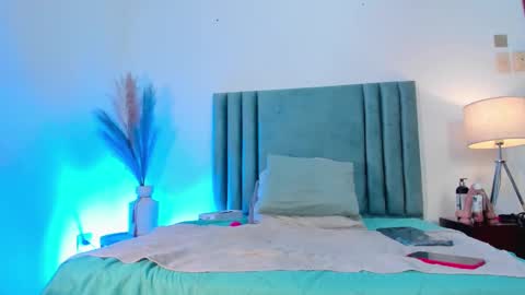 Agathaa white online show from 02.24.25