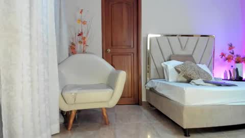 Agathaa white online show from 11.22.25