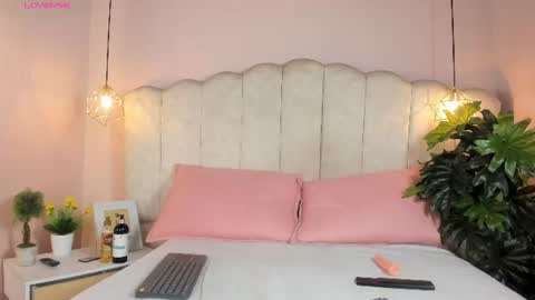 Snapshot of agathablackwood chatting on 06.24.26 Agatha Blackwood online show from 06.24.26