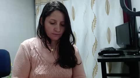 Snapshot of agel_sw1 chatting on 03.02.25 Angel online show from 03.02.25