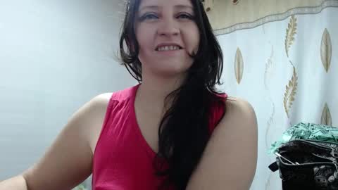 Snapshot of agel_sw1 chatting on 03.10.25 Angel online show from 03.10.25