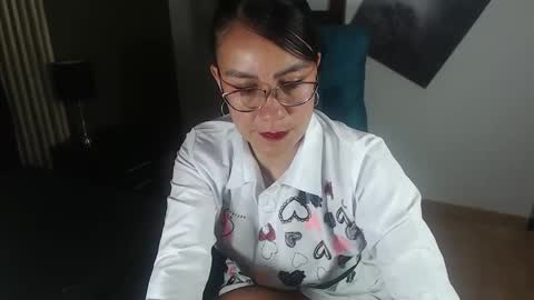 Snapshot of aghata_moon chatting on 02.06.25 Aghata Moon online show from 02.06.25