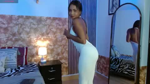 aghata walkerl online show from 04.23.26