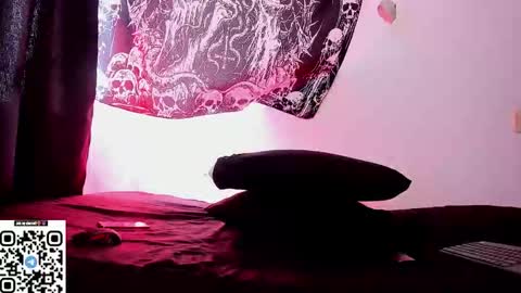 agnes_jones online show from 11.30.25