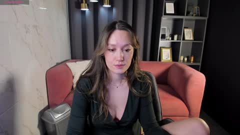 Agnes online show from 04.04.26