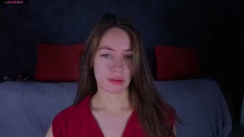 Snapshot of agnes_wells chatting on 06.16.26 agnes wells online show from 06.16.26