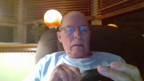 aguynrkfrd online show from 10.01.25