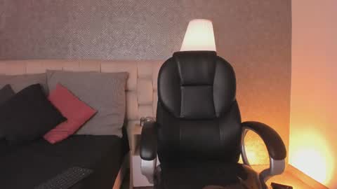 Ahmara  online show from 04.11.26