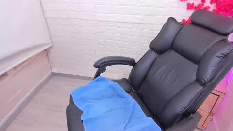 Ahisha online show from 12.13.25