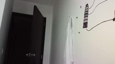 ahntony  69 online show from 12.12.24