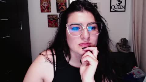 Snapshot of ahrianabluff_ chatting on 02.11.25 Ahriana Bluff online show from 02.11.25