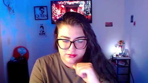 Snapshot of ahrianabluff_ chatting on 12.19.25 Ahriana Bluff online show from 12.19.25