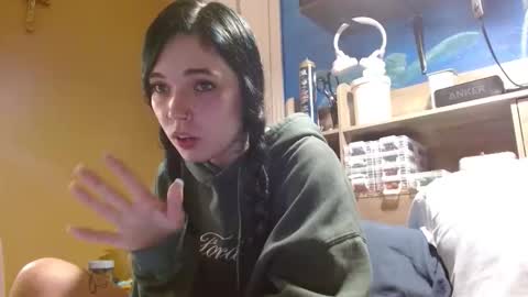 Snapshot of ahungkittykat chatting on 03.24.26 Kat online show from 03.24.26