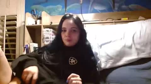 Snapshot of ahungkittykat chatting on 03.25.26 Kat online show from 03.25.26