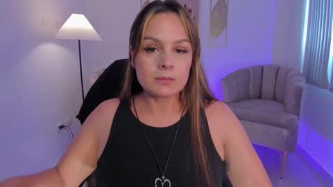 AIDA ADAMS online show from 10.19.25