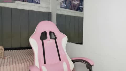 Aida online show from 10.25.25