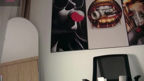 Aida  online show from 12.18.25