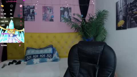 Snapshot of aidan_twink chatting on 03.02.25 AIDAN online show from 03.02.25