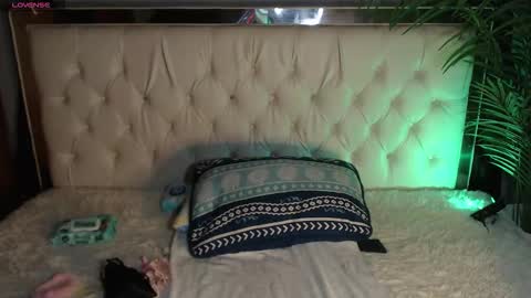 Snapshot of aidan_twink chatting on 09.26.25 AIDAN online show from 09.26.25