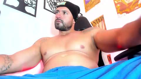 Snapshot of aidenbrites chatting on 10.29.25 Aiden Brites online show from 10.29.25