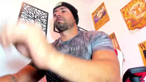 Snapshot of aidenbrites chatting on 11.10.25 Aiden Brites online show from 11.10.25