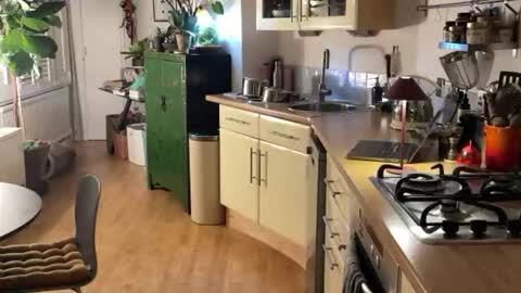 Snapshot of aidjw1 chatting on 10.31.25 Spicyla online show from 10.31.25