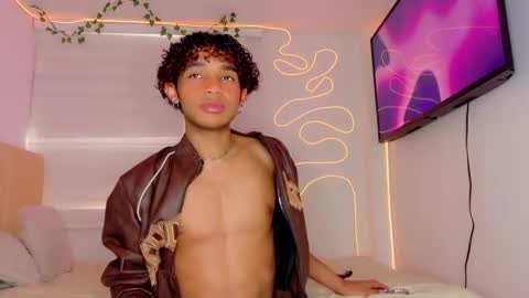 Aaron Winter online show from 09.20.25