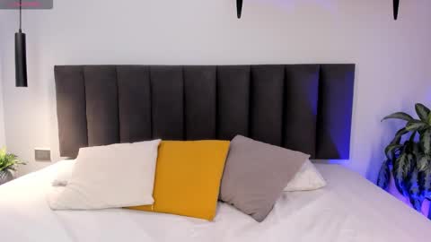 ailanacortes online show from 10.30.25