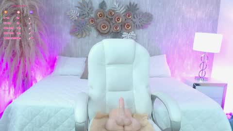 ailee_pons online show from 04.01.26